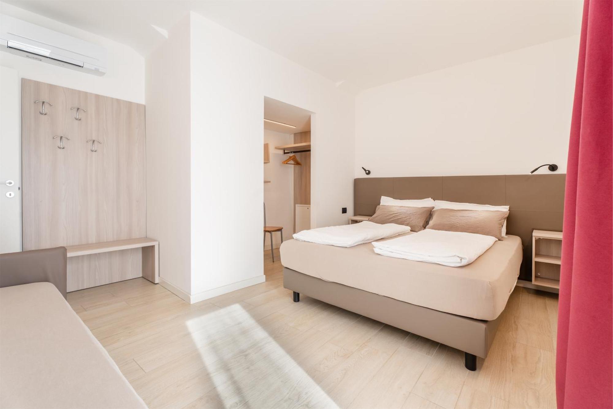 Apartahotel Degli Aranci